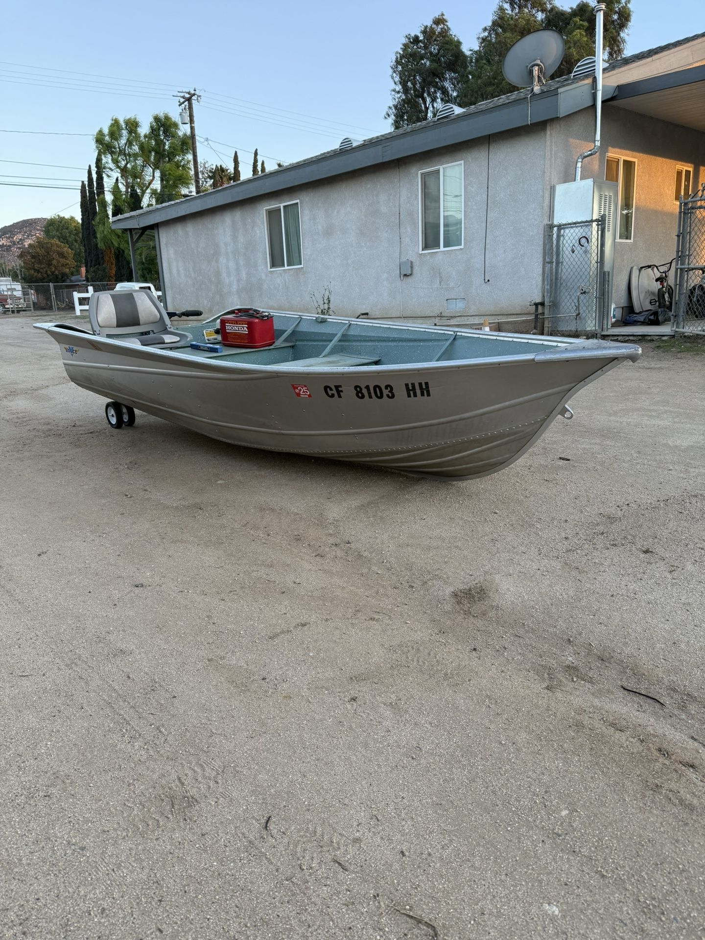 1983 Valco Aluminum Boat