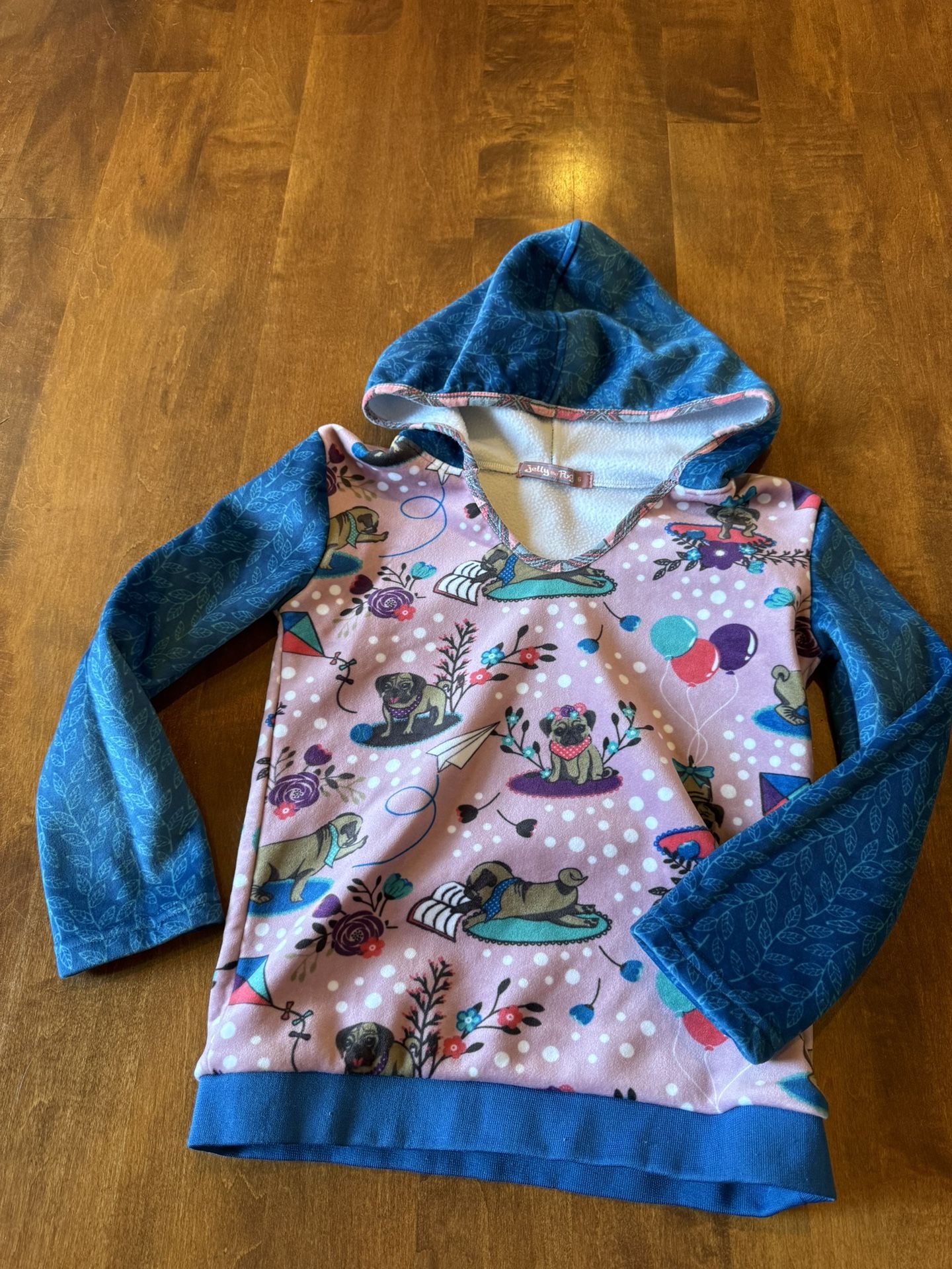 Girls jelly the pug hoodie shipping available