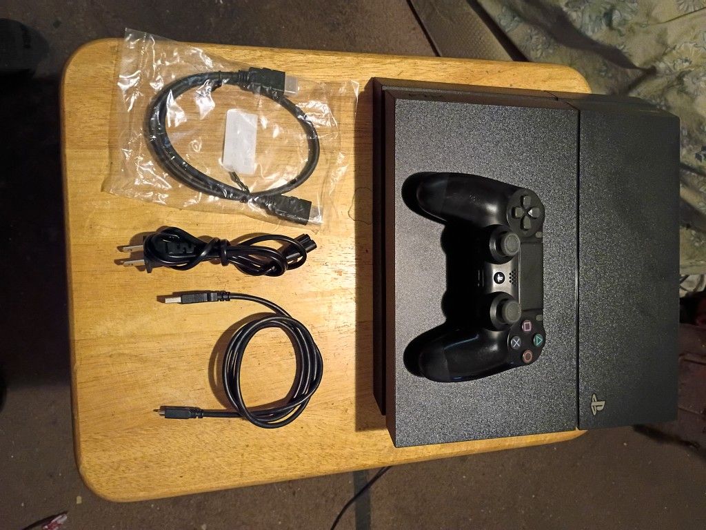 PlayStation 4 1 TB Refurbished Trade For Xbox