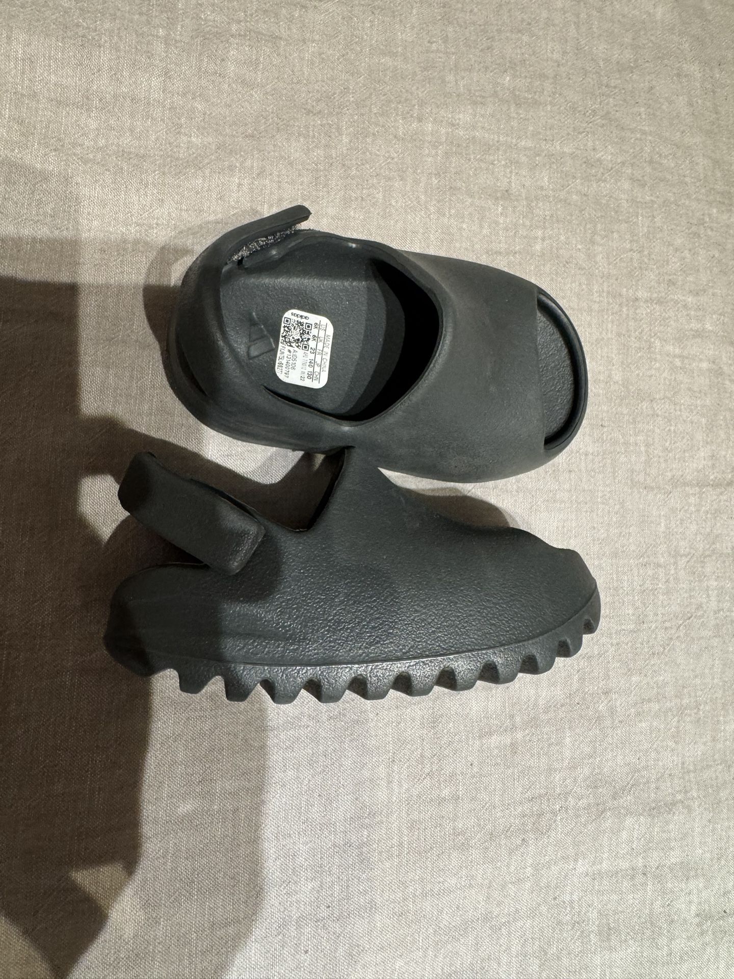 Adidas Yeezy Slides