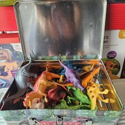 New toy Dinosaur set