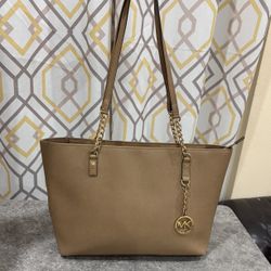 Michael Kors Tote Bag 🤎✨ Classic Neutral Everyday Bag 💅 