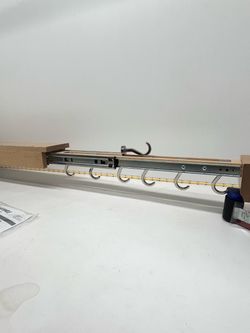 Glideware Pan 7 Hook Utility Organizer with Ball Bearing Slides
