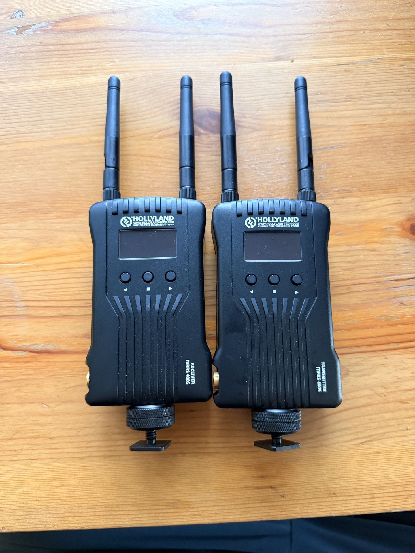 Hollyland Mars 300S Wireless Transmission System – Transmitter & Receiver Only
