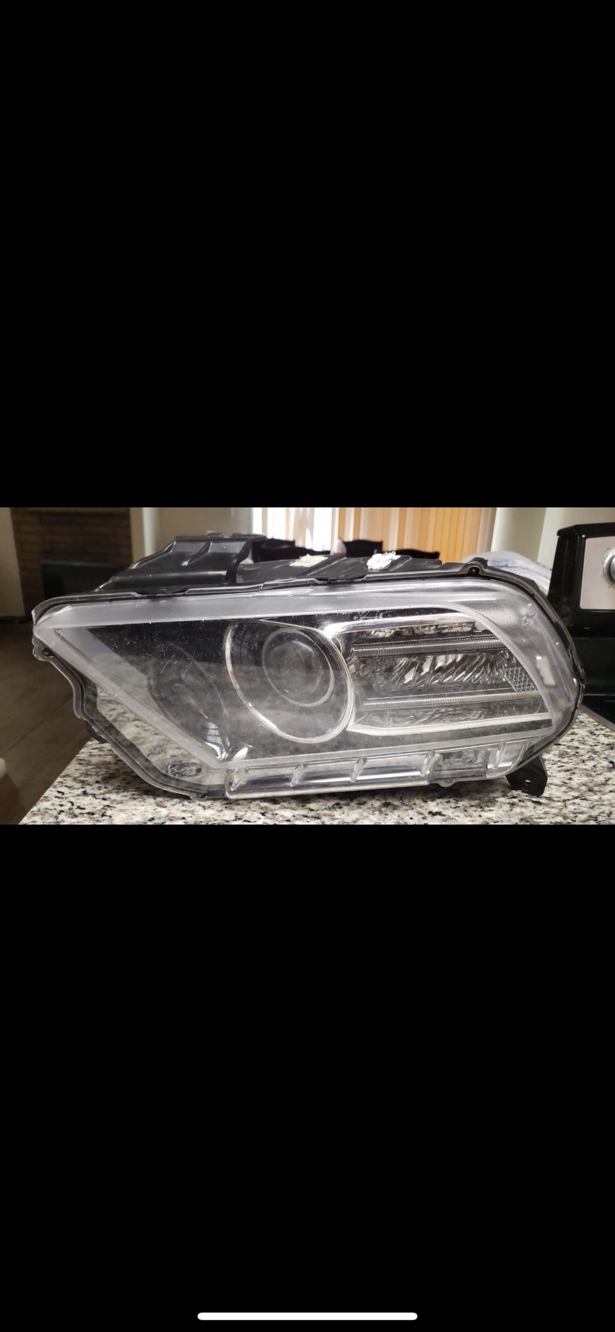 2014 Ford Mustang headlight