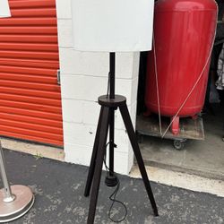 LAUTERS Floor lamp, brown ash/white