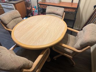 Round Wood Dining Table with 4 Chairs