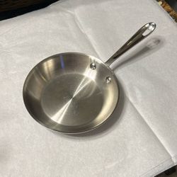 All Clad 8” Fray Pan / Skillet