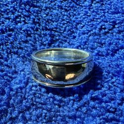 James Avery Mens wedding Band Size 11.5