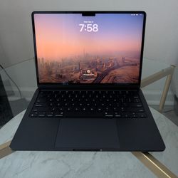 2022 M2 MacBook Air - Midnight Blue 
