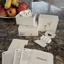 💕VALENTINES SPECIAL💕 AirPod Pro Gen 3