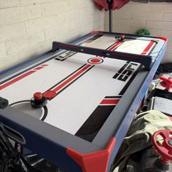 Air Hockey Table