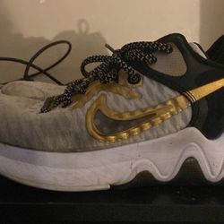 basketball shoes size 8