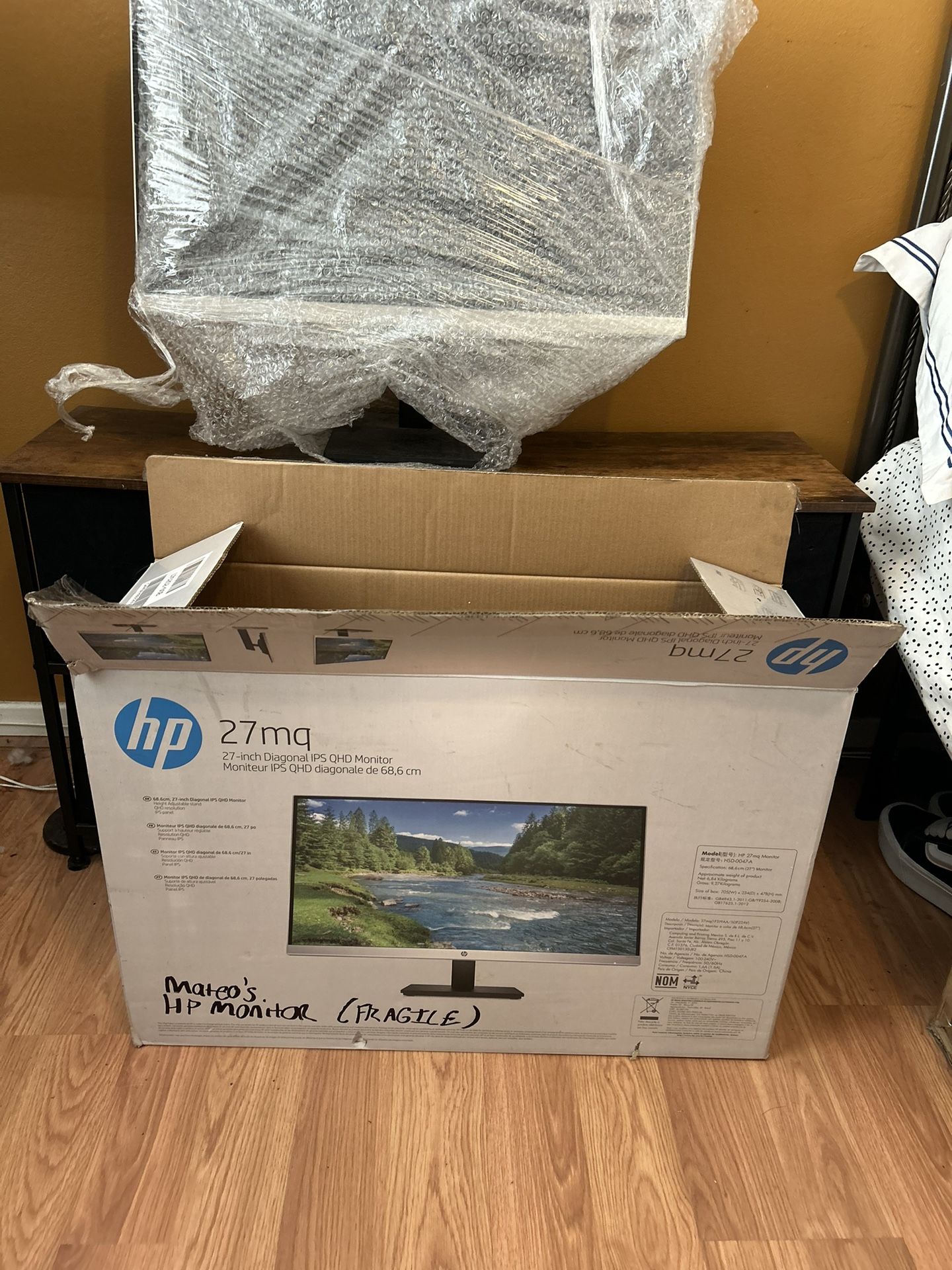 HP Desktop Monitor Great Condition 