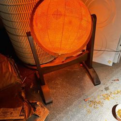 Light Up Globe