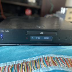 Cambridge Azur 651c CD Player