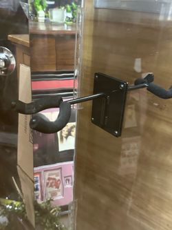 Guitar acrylic shadow boxes x 2 like new