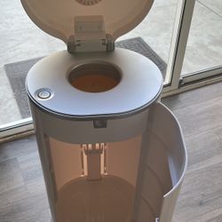Munchkin Diaper Pail