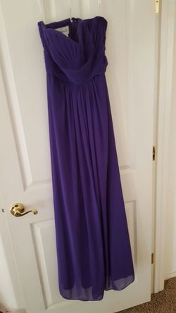 Size 8 David's Bridal gown.