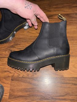 Doc Martens Woman’s Sz 8 Platform Rometty Boots*NEW*