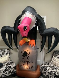 7 1/2 Foot Inflatable Vulture