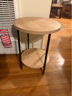 Modern Round Side Table with Storage Shelf – Like New