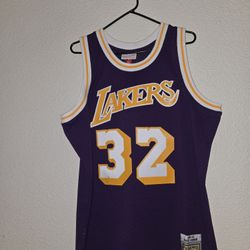 Basketball Jersey 