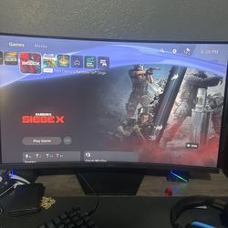Curved Monitor 