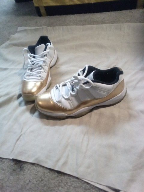 Jordan Retro 11 Ceremony Pair