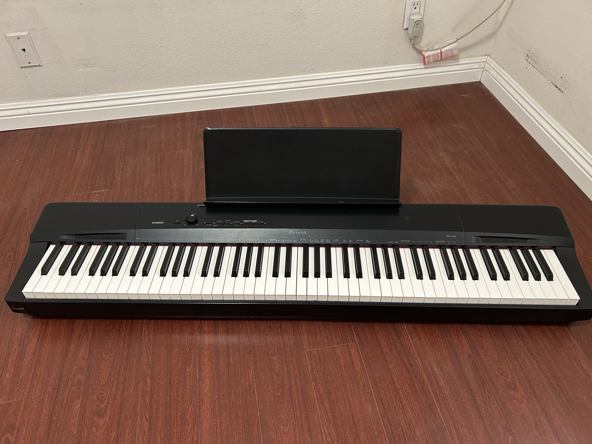 Digital Piano - Casio Privia PX-160