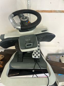 Xbox racing steering wheel and matching pedals