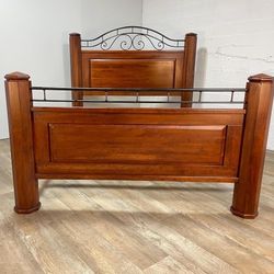 Bedroom Set For Sale 