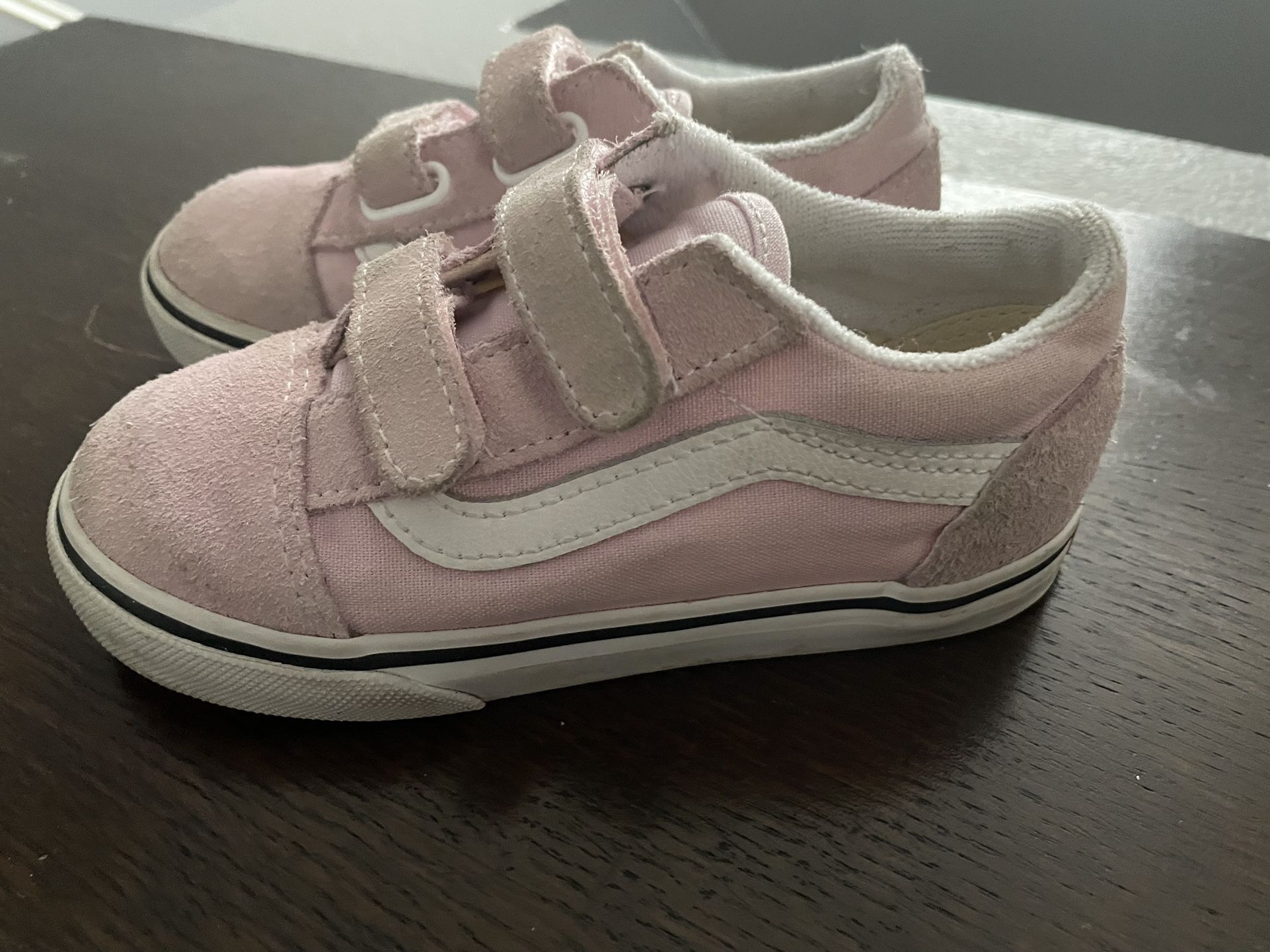 Girls Vans Size 10 Pink Suede
