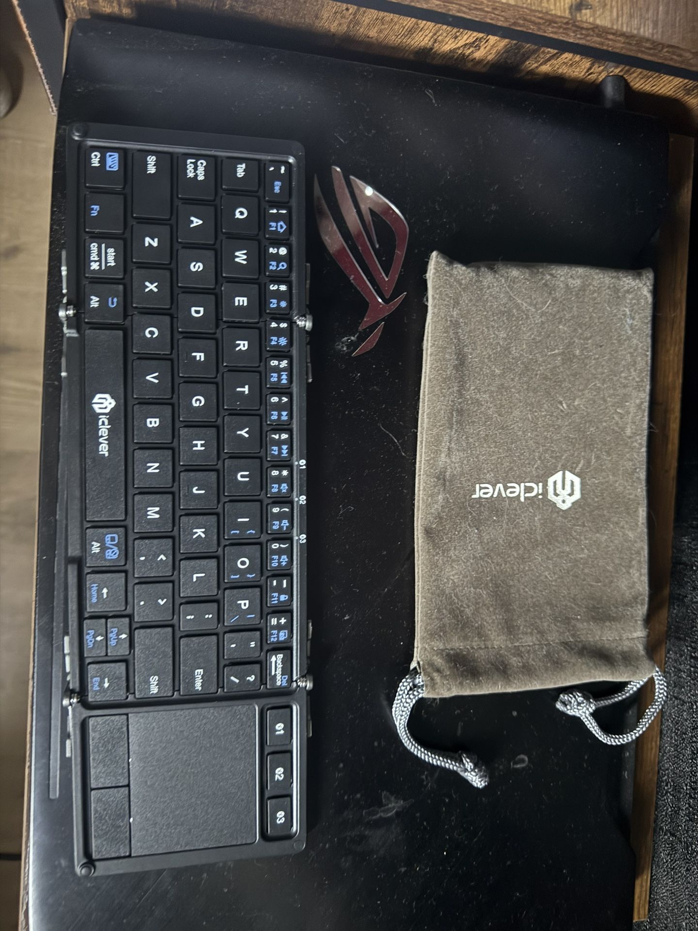 iClever Foldable Mini Keyboard