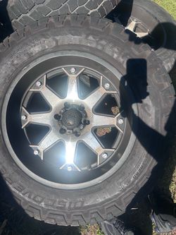 33’s on 20’s