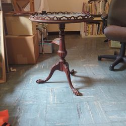 Antique Pie Crust Table 