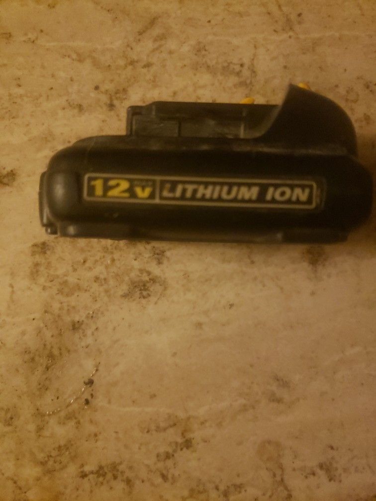 DEWALT 12 V
