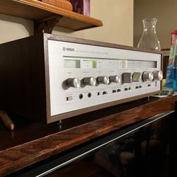 Yamaha CR-820 “Natural Sound” Vintage Receiver NICE