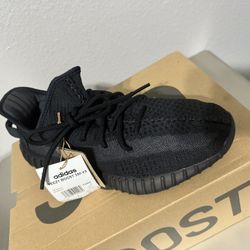 Yeezy 360 Black
