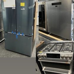 Café Stainless Steel Three Piece Bundle New 