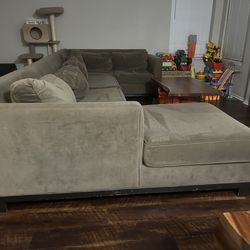Sectional couch