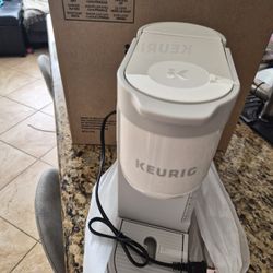 KEURIG- Coffee Maker
