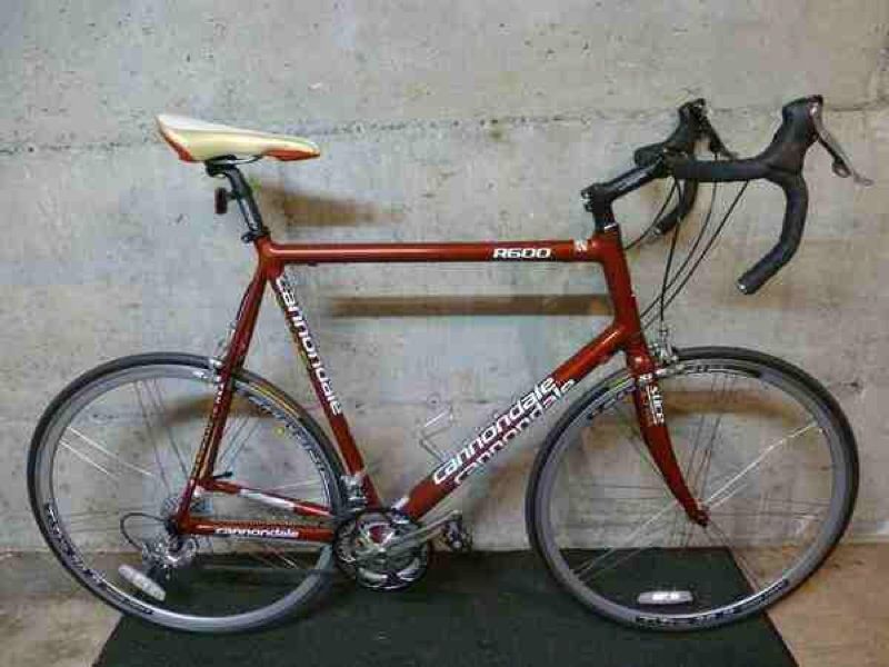 XXL 63cm Cannondale R600 Road Bike, LIKE NEW! For SALE or TRADE