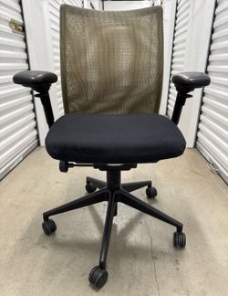 Steelcase Jersey ®️ Fully Adjustable Mesh Task Chair