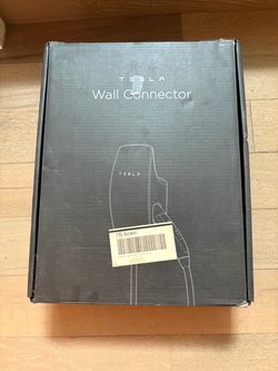 Tesla Wall charger V3