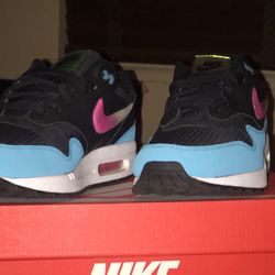 Nike air max 1 size 10