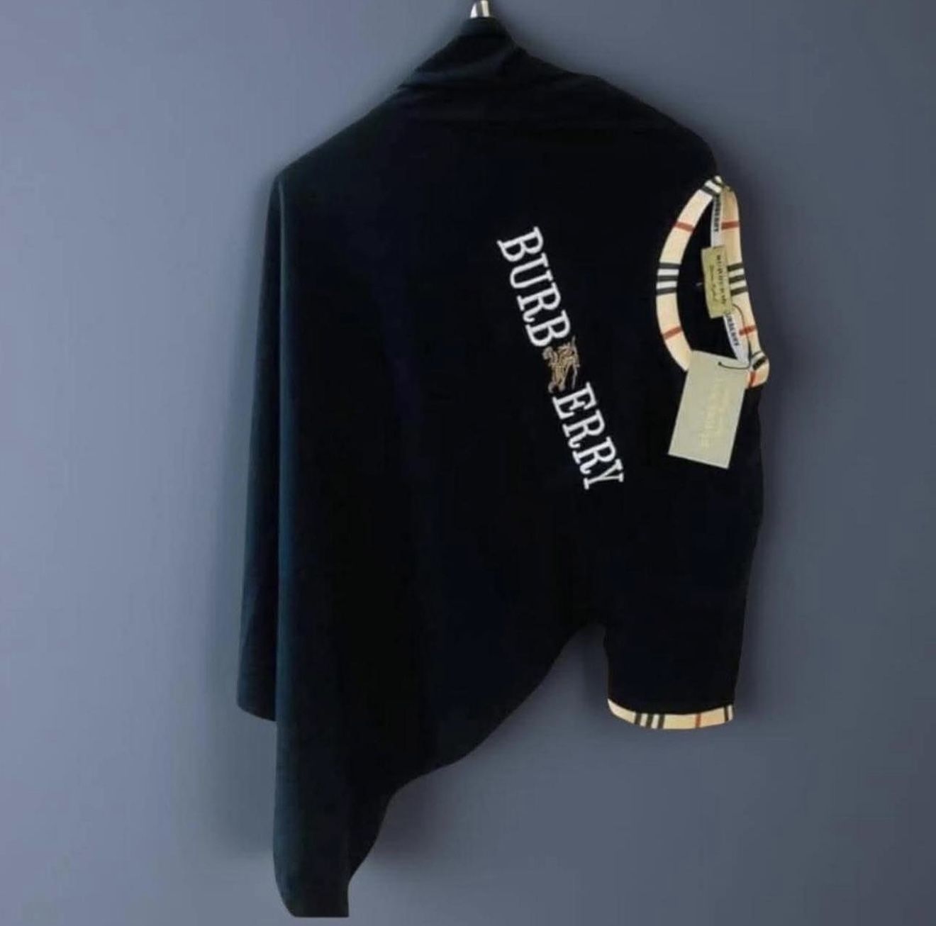 Burberry T Shirt Brand New Size Large