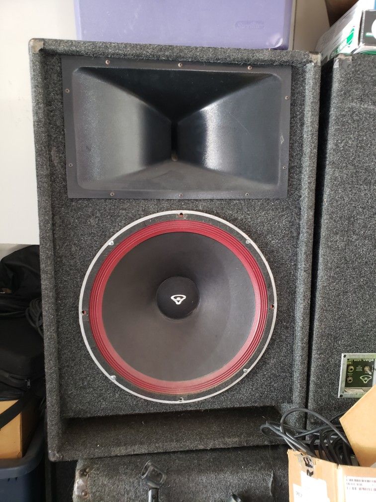 Cerwin Vega Speakers Model V37C PA/DJ 18INCH WOOFER