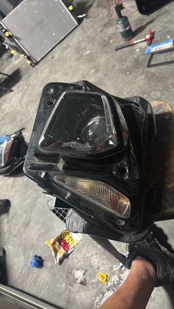 2019 2022 Chevy BLEZER driver side headlight