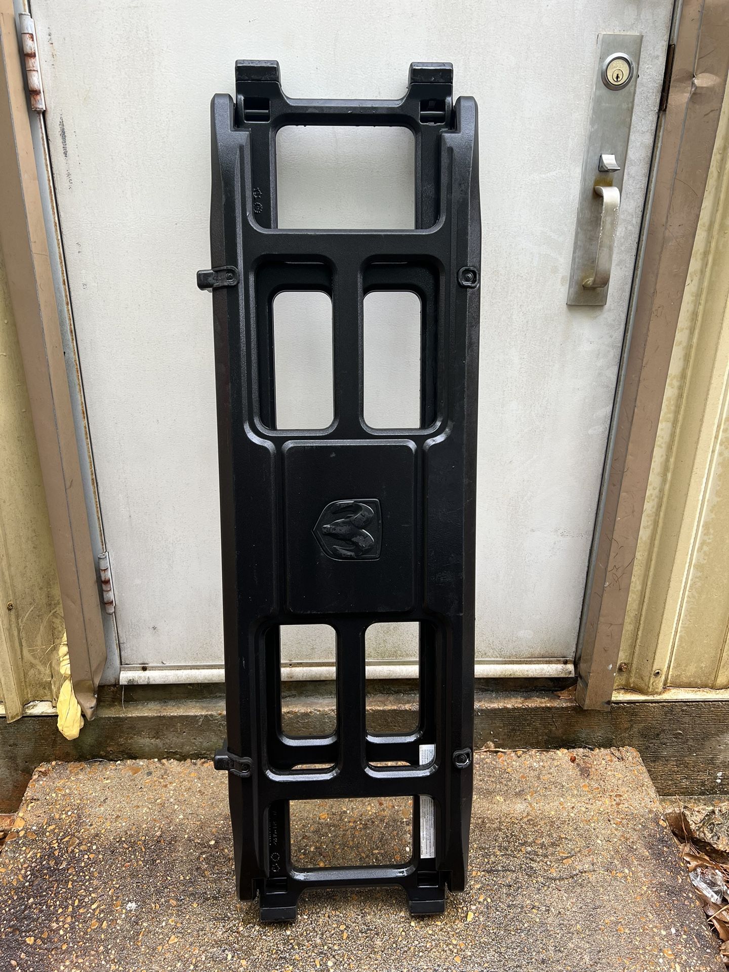 2011-2023 RamBox Divider/Extender